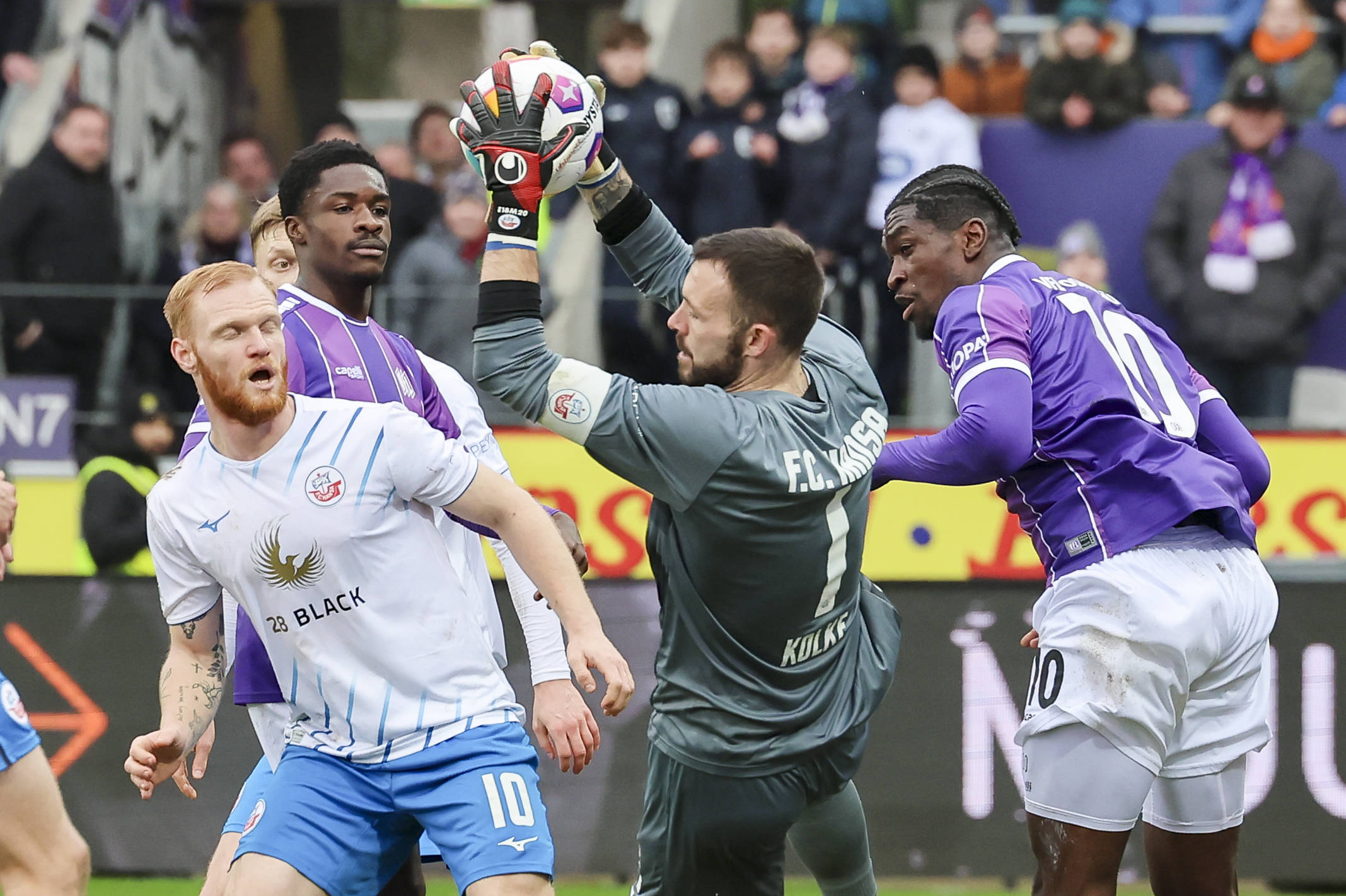 Haben Alles Vermissen Lassen Rostock Holt Gl Cklichen Punkt Liga